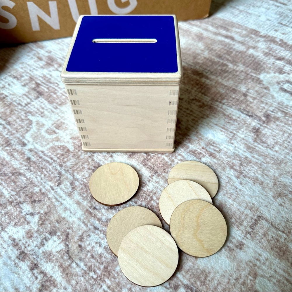 Lovevery Wooden Coin Drop Box with Six Coins